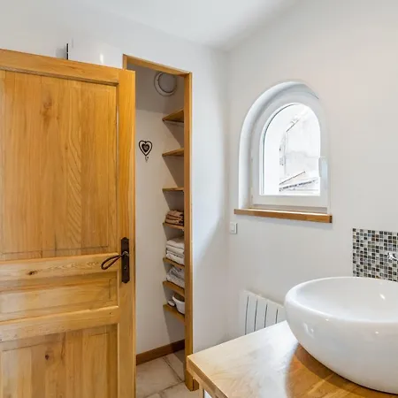 Maison Charmante A Avec Jardin Prive *