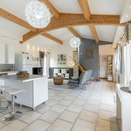 Maison Charmante A Avec Jardin Prive Feriehus *